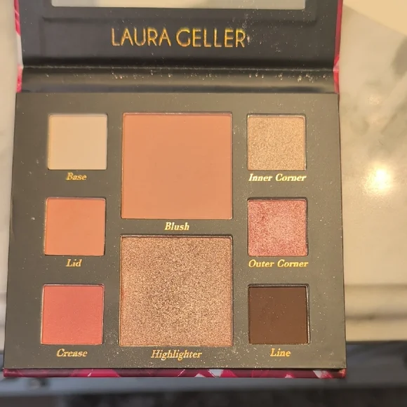 Laura Geller The Social Butterfly Face Palette W Eye Shadow, Blush Highlighter - Picture 3 of 6
